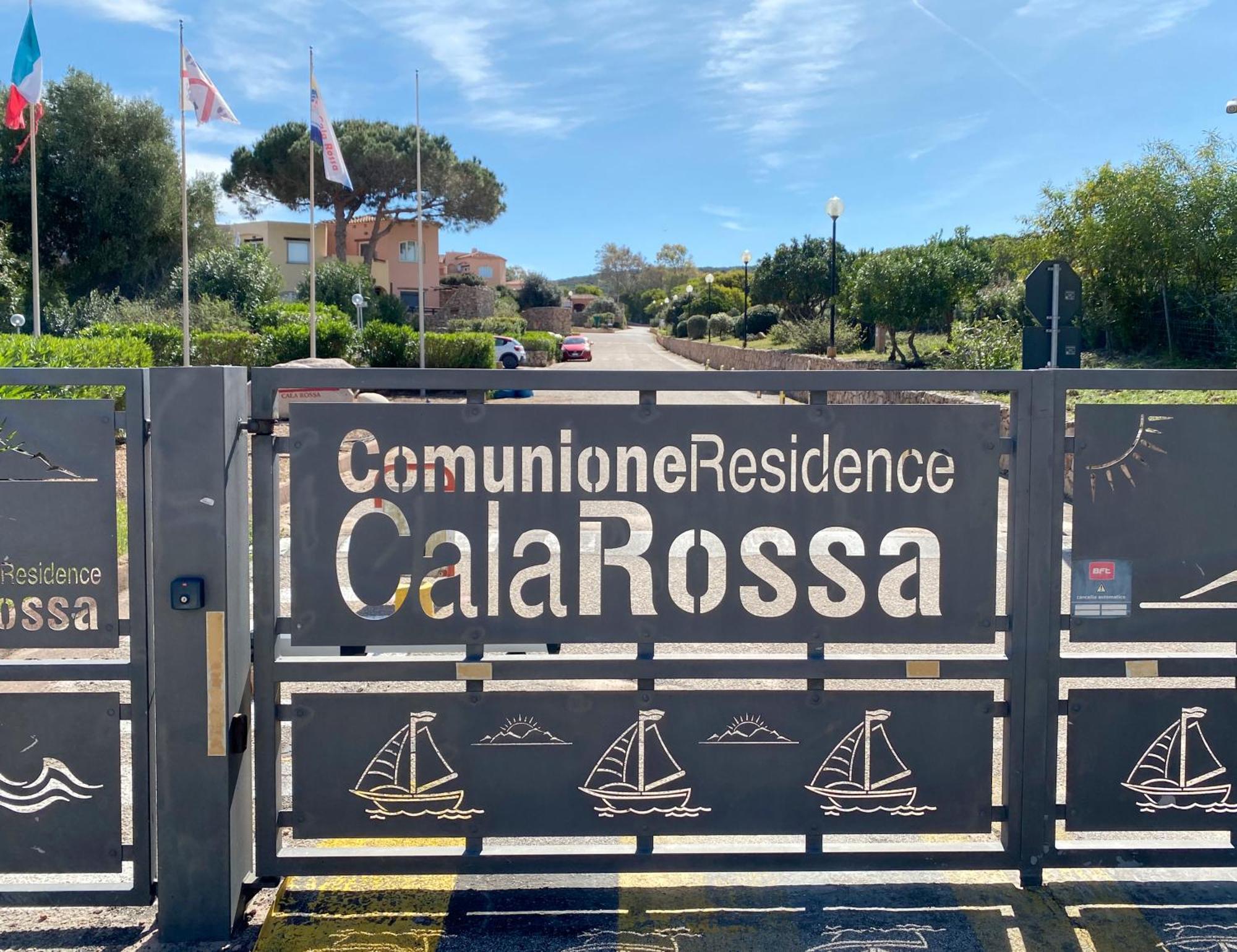 Gli Oleandri Di Calarossa - 5M Walk To The Beach 이솔라 로사 외부 사진